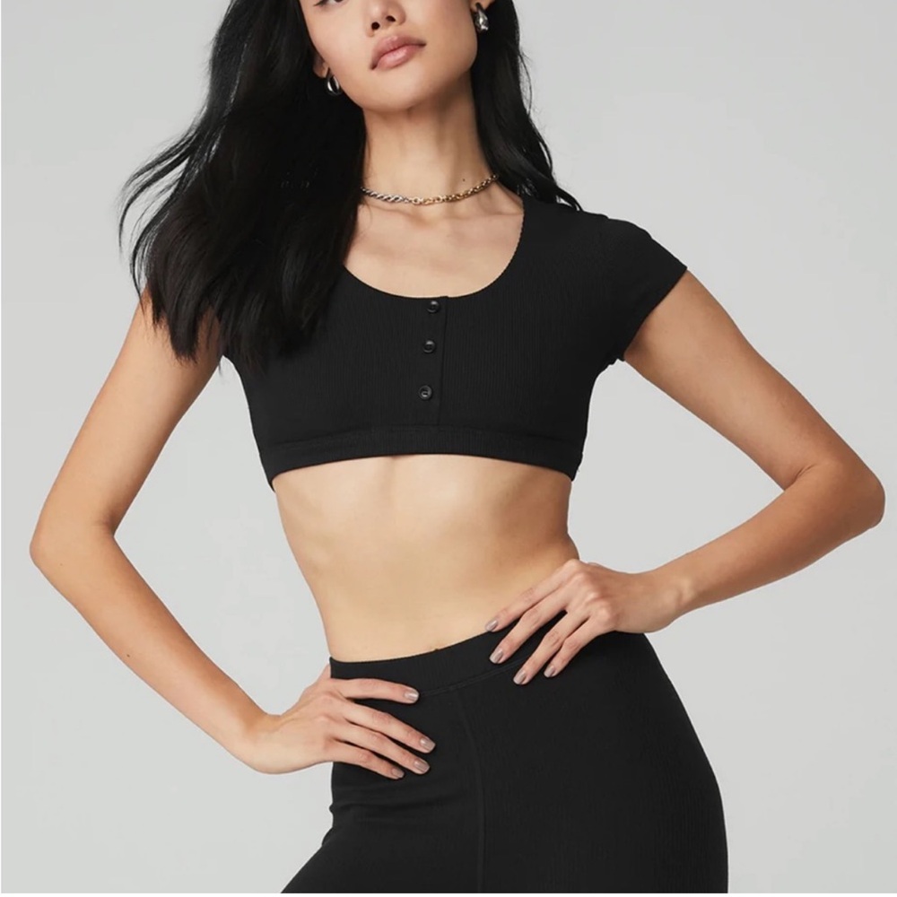 ALO Yoga Blissful Henley Black Buttoned Crop Top